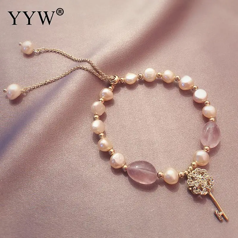 

Four Leaf Clover Shape Key Pendant Pearl Bracelet Round Pearl Bracelet Fashion Vintage All-Match Bracelet Length 200mm