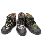 Мужские зимние рабочие кроссовки, камуфляжные высокие кроссовки, нескользящая прочная обувь для тренировок, мужские бархатные военные ботинки со шнуровкой, 2022