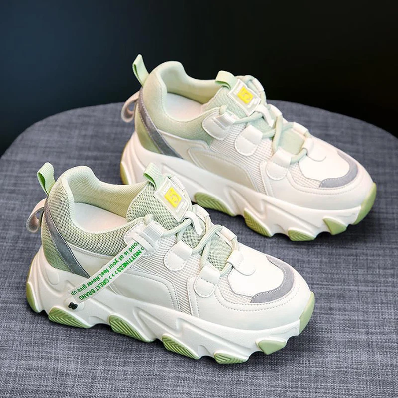 

White Running Shoes women lightweigh sports outdoor Shoes female ComfortableTraining Sneakers Breathable stdents shoes 2021