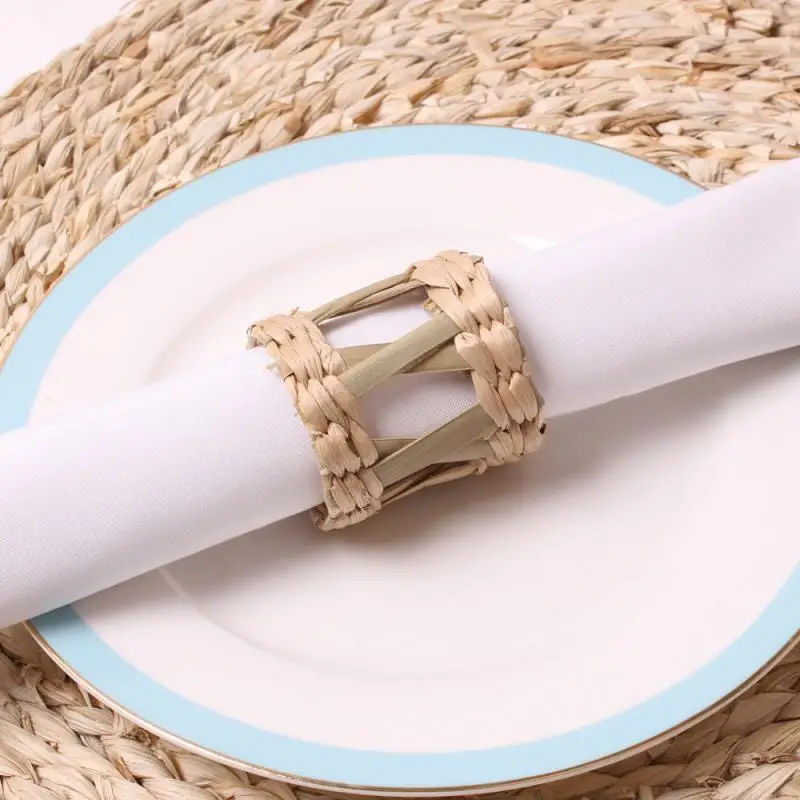 

12Pcs Natural Material Straw Corn Husk Napkin Holder Water Hyacinth Grass Napkin Ring DIY Handmade Crafts Party Supplies