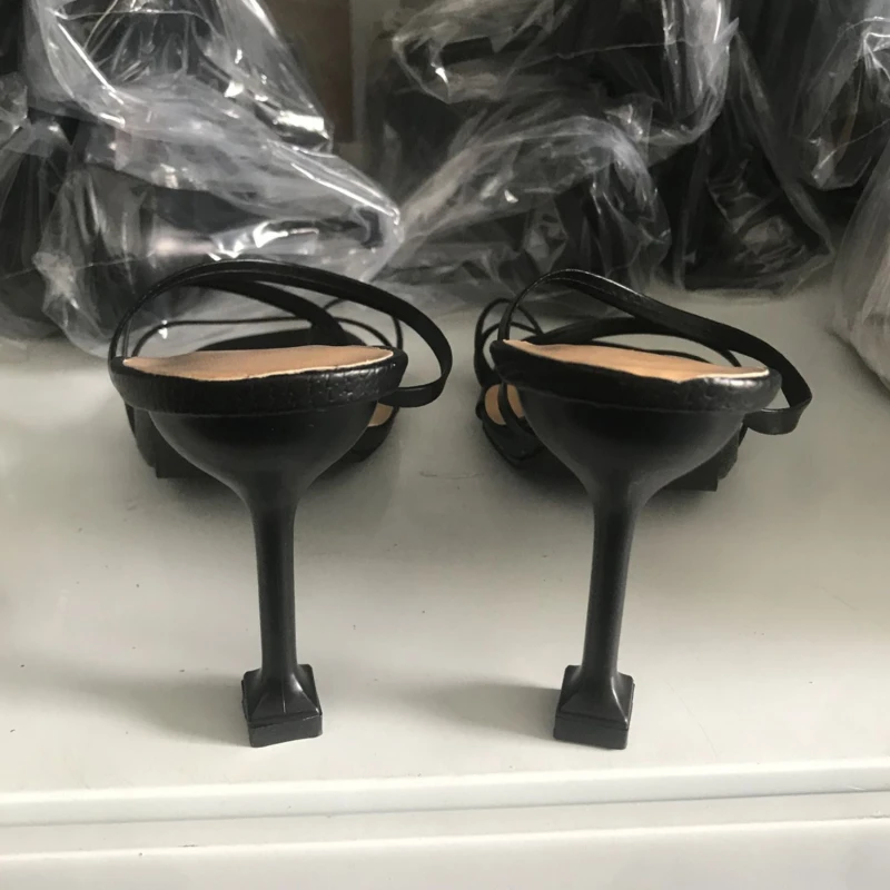 

Women Sandals Strappy Mule Heels Sandals Slippers Women High Heels Flip Flops Square Toe Slides Party Shoes Woman