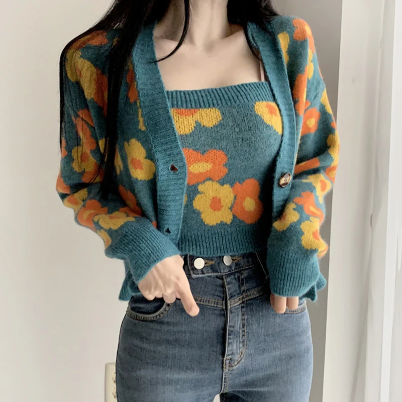 

Y2KY2KKorea Chic Retro V-neck Flower Single-breasted Loose Long-sleeved Knitted Cardigan Sweater with Tube Top Two-piece Female
