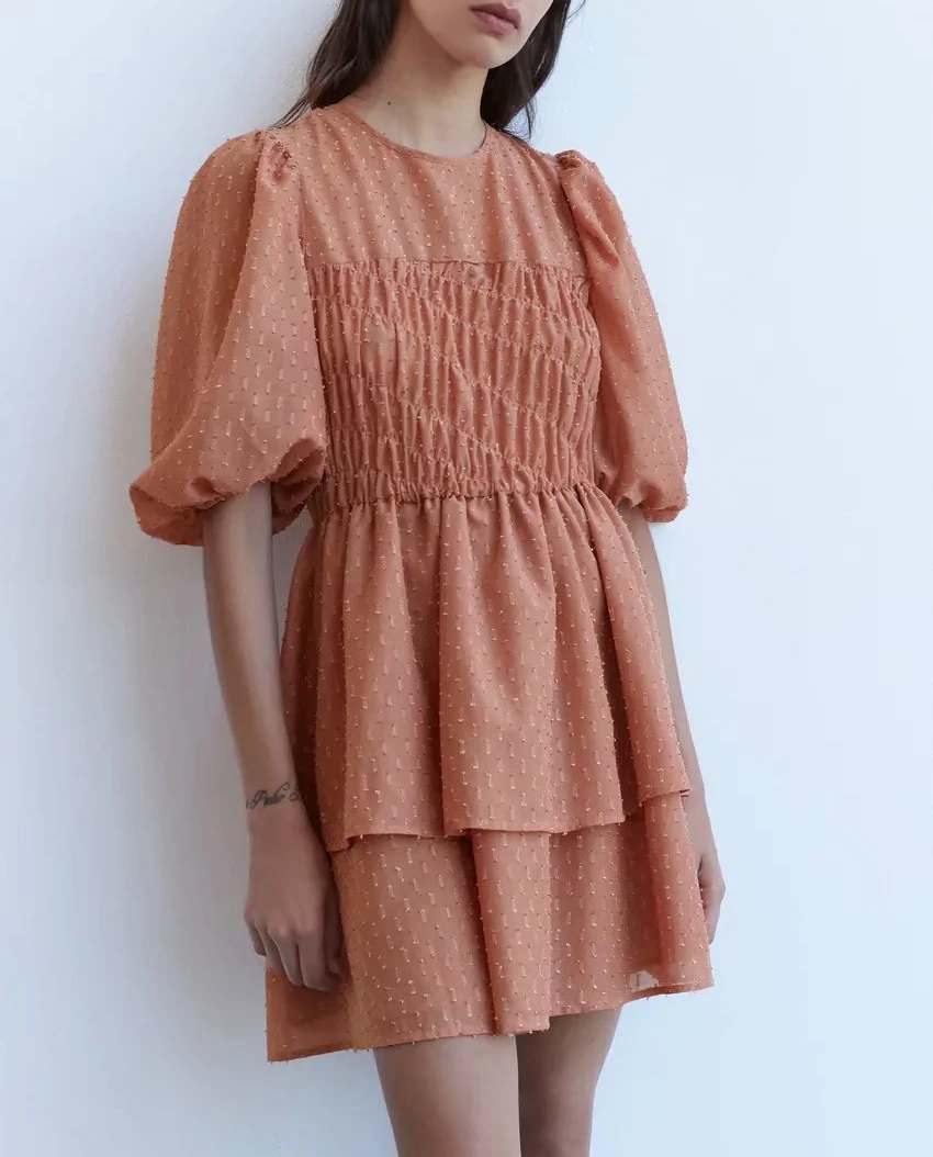 Женское шифоновое мини платье с круглым вырезом и пышными рукавами элегантные