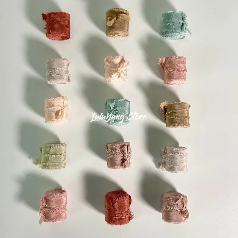 Лента из натурального чистого шелка 5 метров 25 мм 50 с потертостями тафта