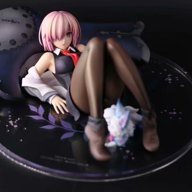 

Fate Night FateGrand Order Matthew Matthew Gillett Shield Lady lying Down Figure Ornaments Give a Friend a Gift Halloween Gift
