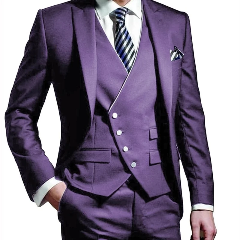 

Мужские костюмы на заказ, облегающие модные деловые смокинги из 3 предметов для жениха с пурпурными лацканами для официального свадебного п...