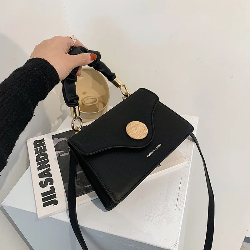 

Advanced women's hand bag 2021 new trend versatile simple atmosphere One Shoulder Messenger Bag Fashion small square bag