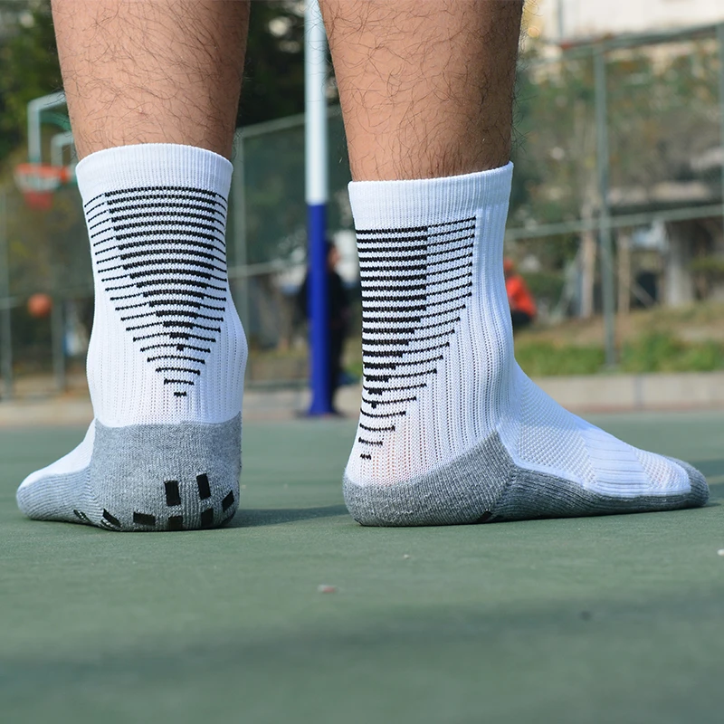 

New Football Socks Anti-Slip High Quality Soft Breathable Thickened Towel Bottom Sports Socks Cycling Women Child Soccer Socks