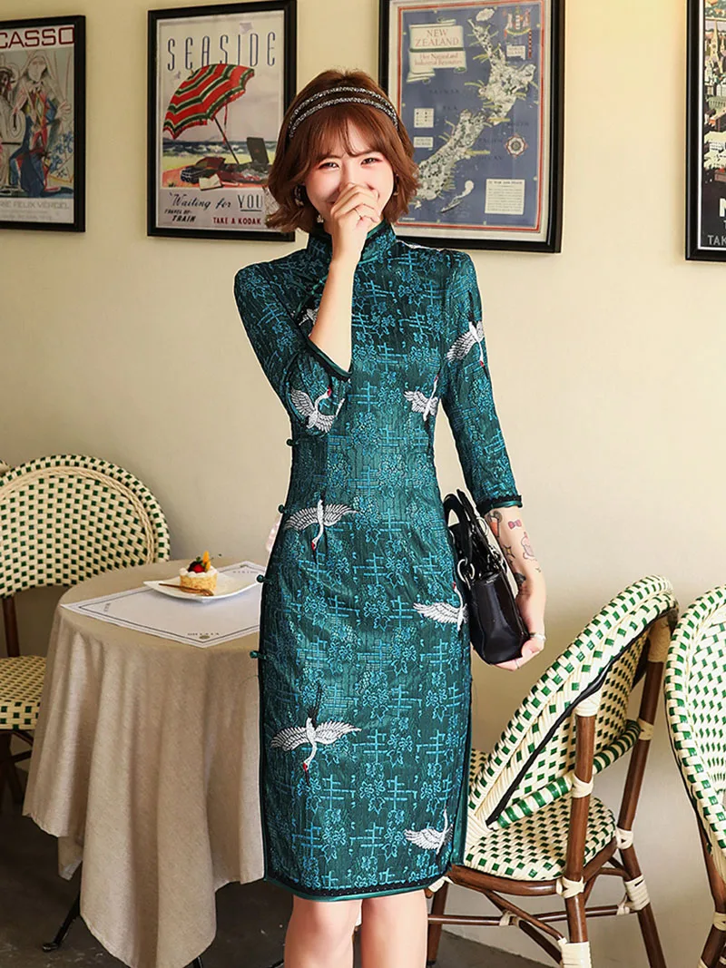 Новое летнее осеннее китайское национальное платье Чхунсам с кружевом для женщин Платье с принтом журавля и полурукавом Сексуальное красное Чипао.