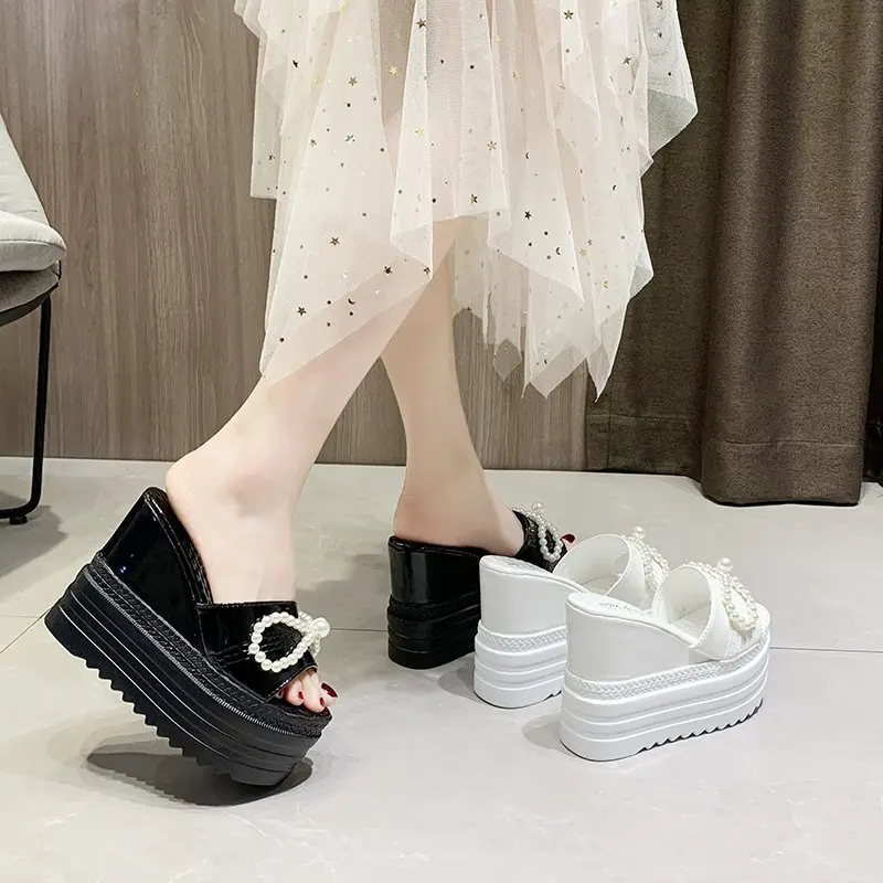 

Slippers Casual High-Heeled Shoes Lady Slides On A Wedge Slipers Women Platform Luxury Flat 2021 Summer Cotton Fabric PU Fashion