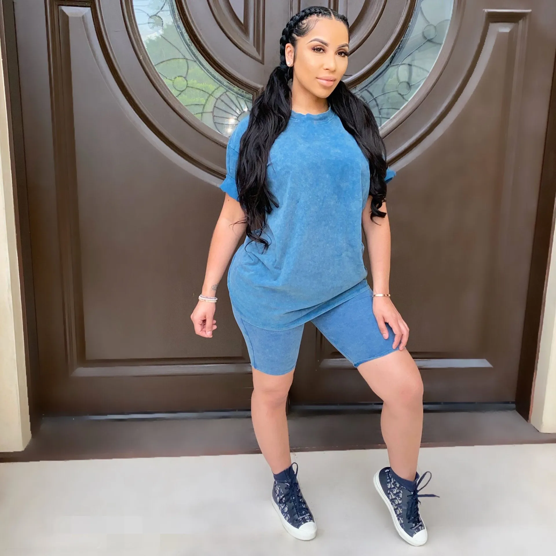 

ChocoMist Two-piece Casual Basic Grey Two-piece Shorts Set LD8729