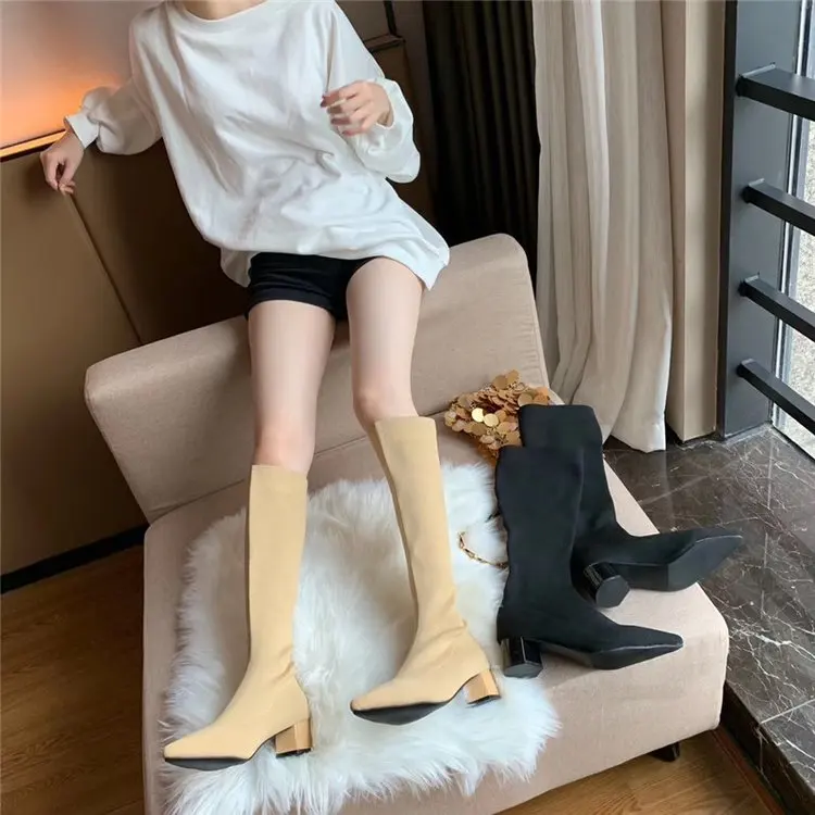 Пикантные высокие сапоги до колена на среднем каблуке цвет черный бежевый