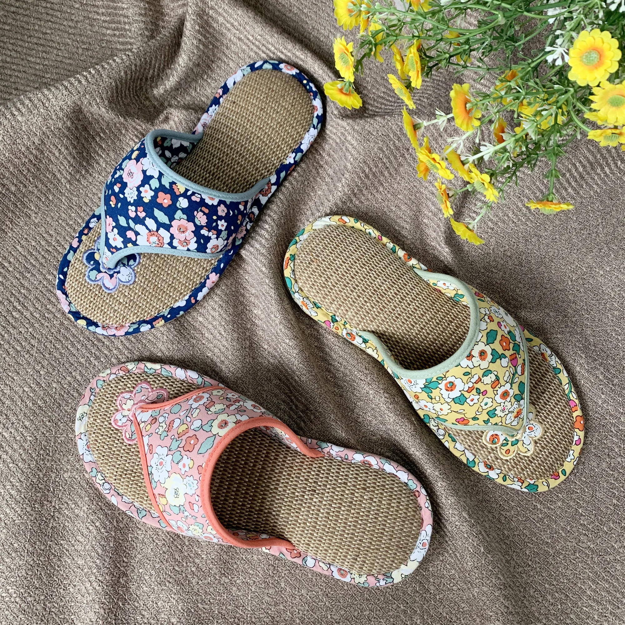 Новейшие пляжные шлепанцы Вьетнамки Женские мягкие льняные летние домашние