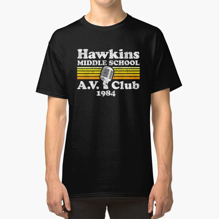 

Футболка с V-образным вырезом Hawkins для средней школы, серия Hawkins Av Club Eleven Netflix, очень странные дастины, Майк Лукас