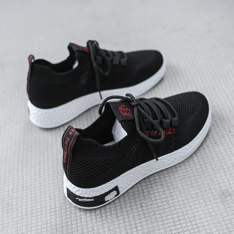 

2021 Spring Flying Kniting Ladies Shoes Fashion Sneakers Low Top Breathable Casual Shoes for Women Trainers Light Weight Flats