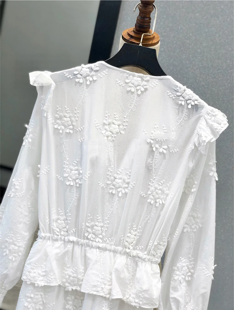 

New elegant woman embroidery hollow out dress white puff sleeve evening party dresses Sleeve French luxury brand bohemian dress