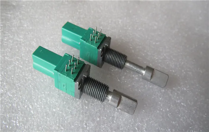 

Оригинальный новый 100% двойной герметичный нажимной потенциометр B100K B104 длина ручки 30 мм приблизительная длина 22 мм (переключатель)