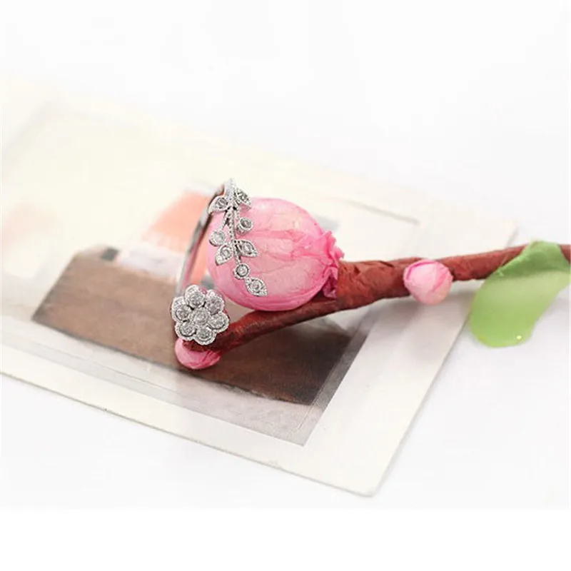 Женское кольцо с листьями витые Стразы цветами Открытое на указательный