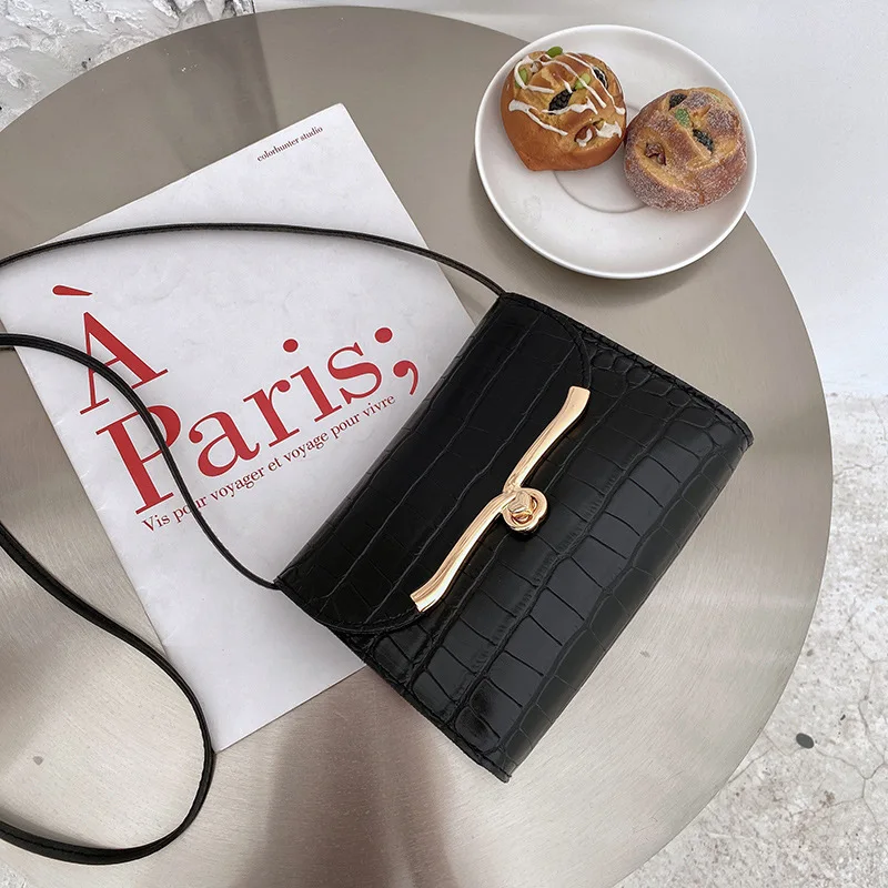 Женская сумка на плечо Новинка лета 2021 стильная Корейская сумка-мессенджер