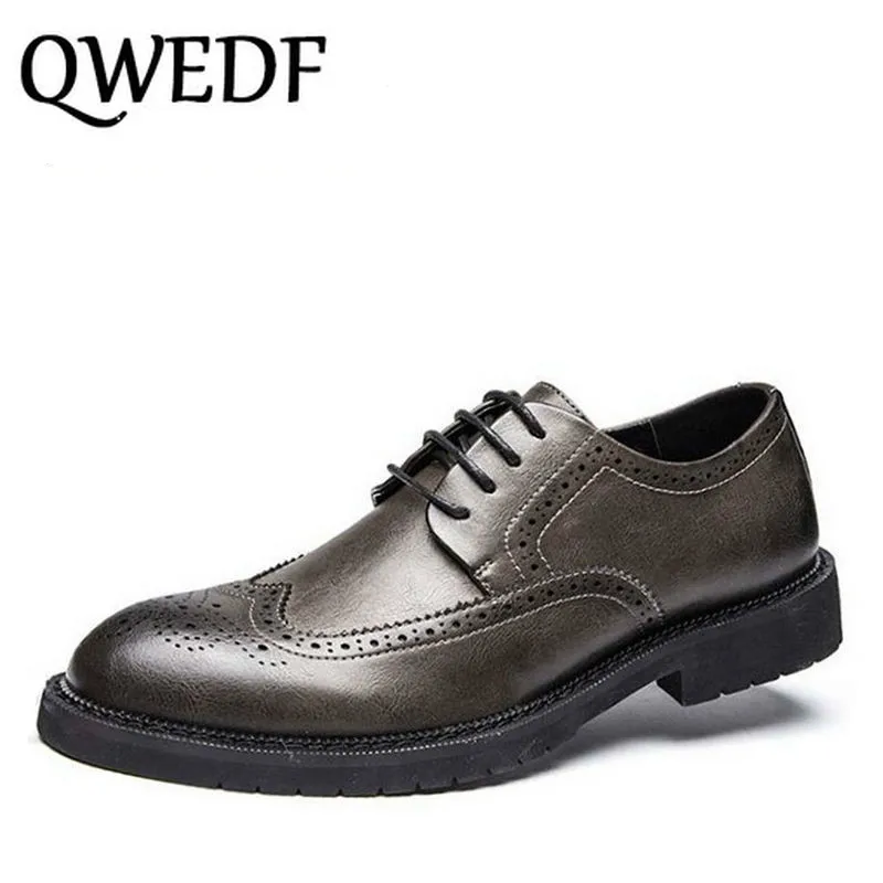 Новинка 2019 модные мужские классические кожаные туфли QWEDF для взрослых деловая