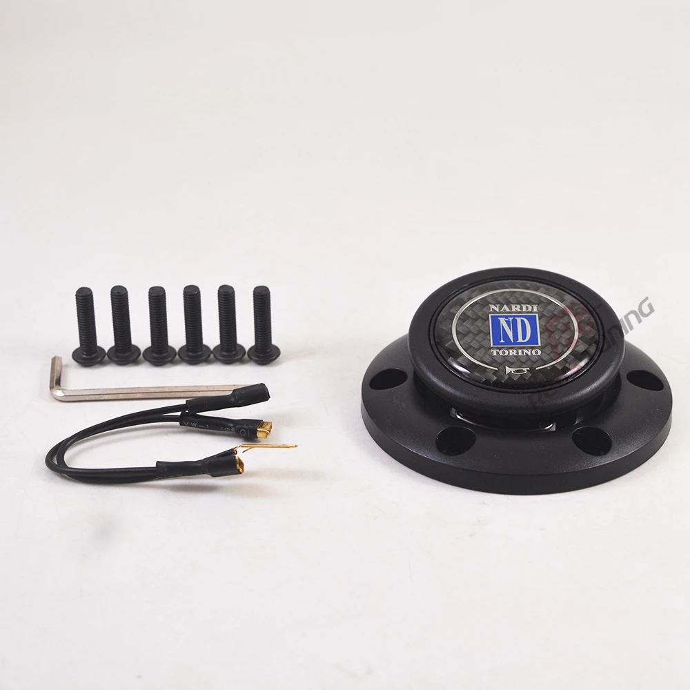 Универсальное рулевое колесо из углеродного волокна с кнопкой