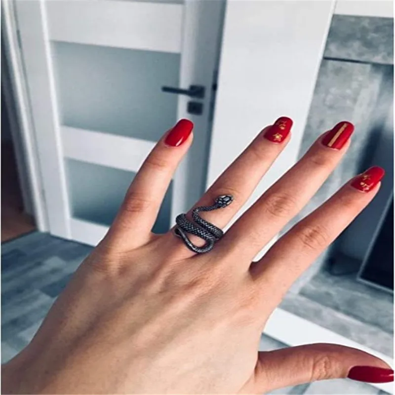 Кольцо в виде змеи для мужчин и женщин винтажное ювелирное изделие готическом