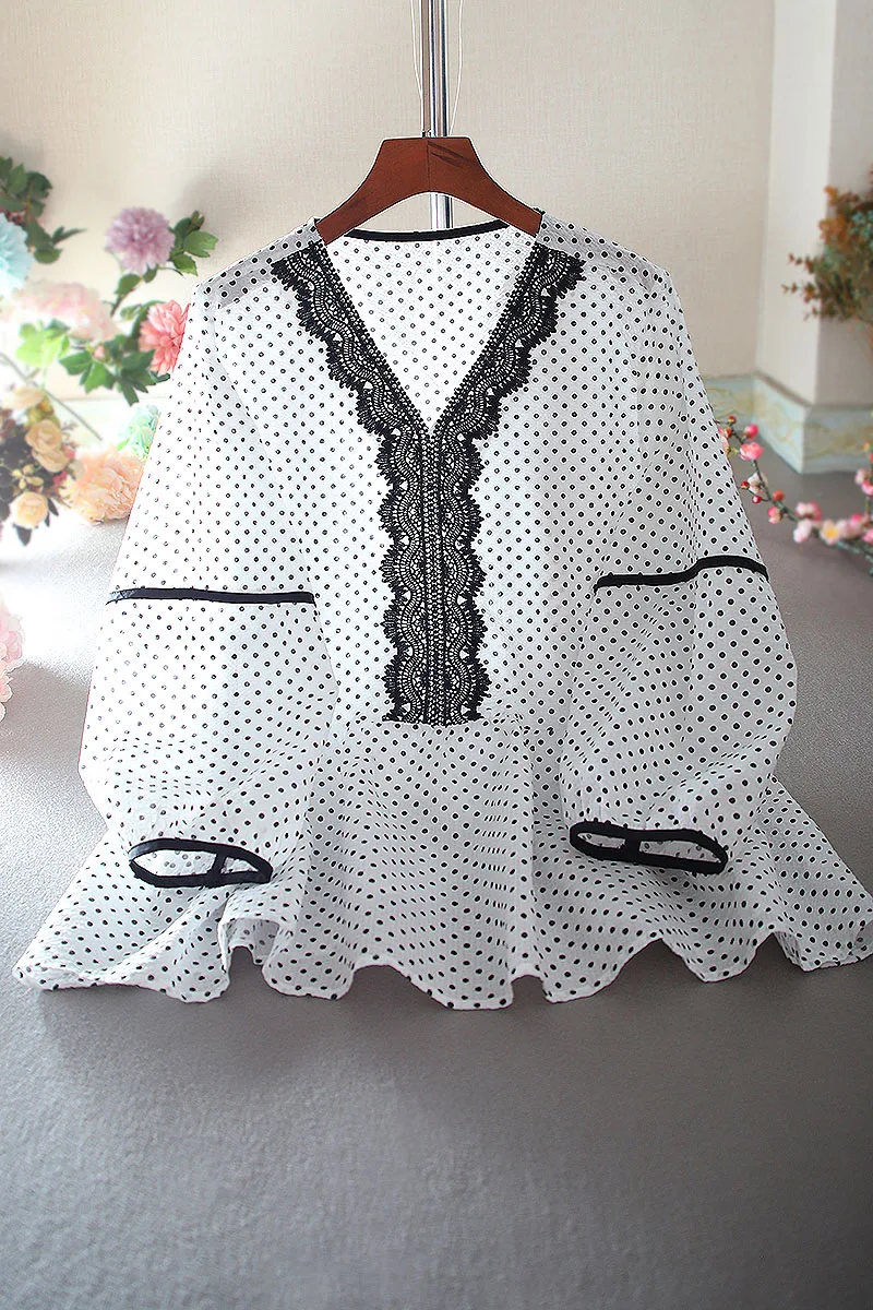 

SuperAen Fashion Lantern Sleeve Loose Polka Dot Print Ruffle V Neck Shirt Women Tops