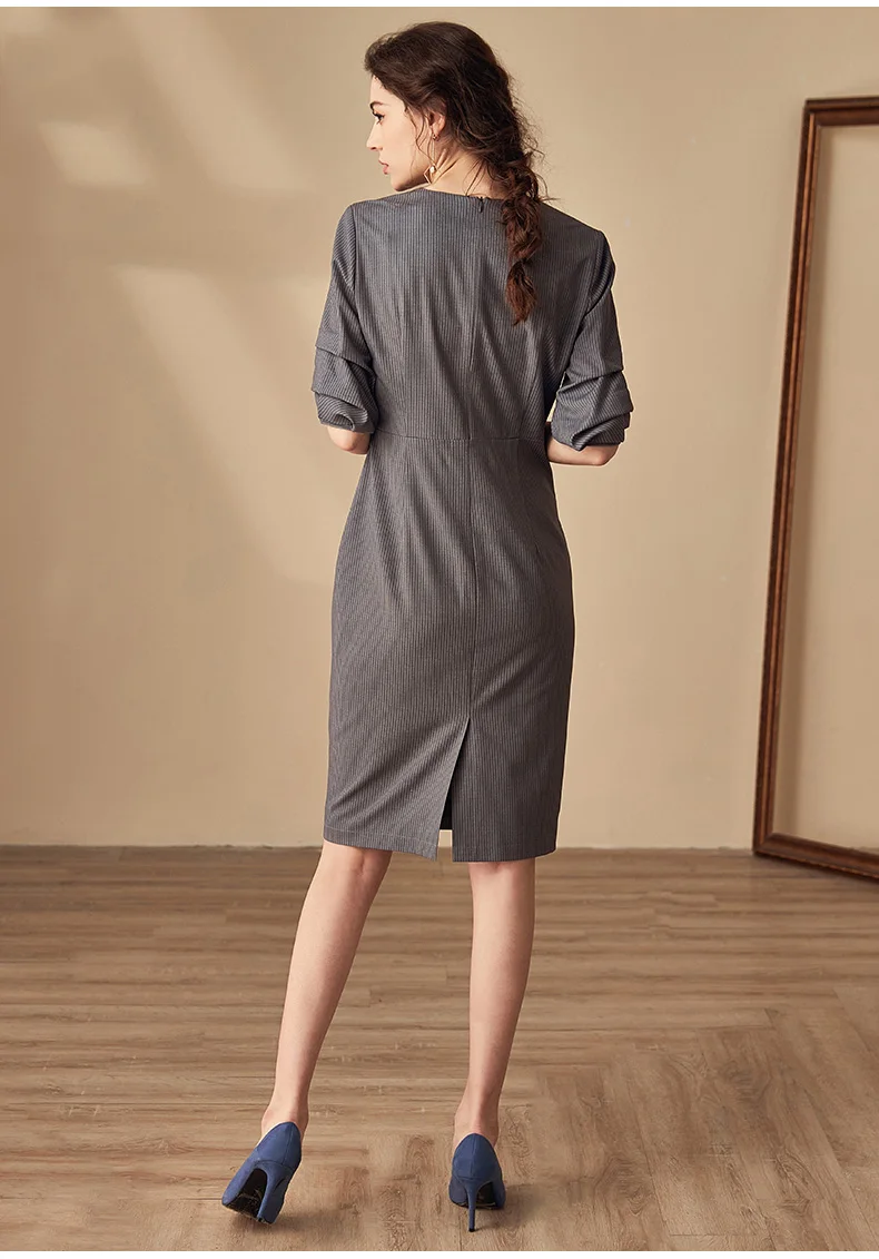 

Women Solid Color Mid-sleeve V-neck One-step Dress 2020 Summer New Stitching Commuter Dress