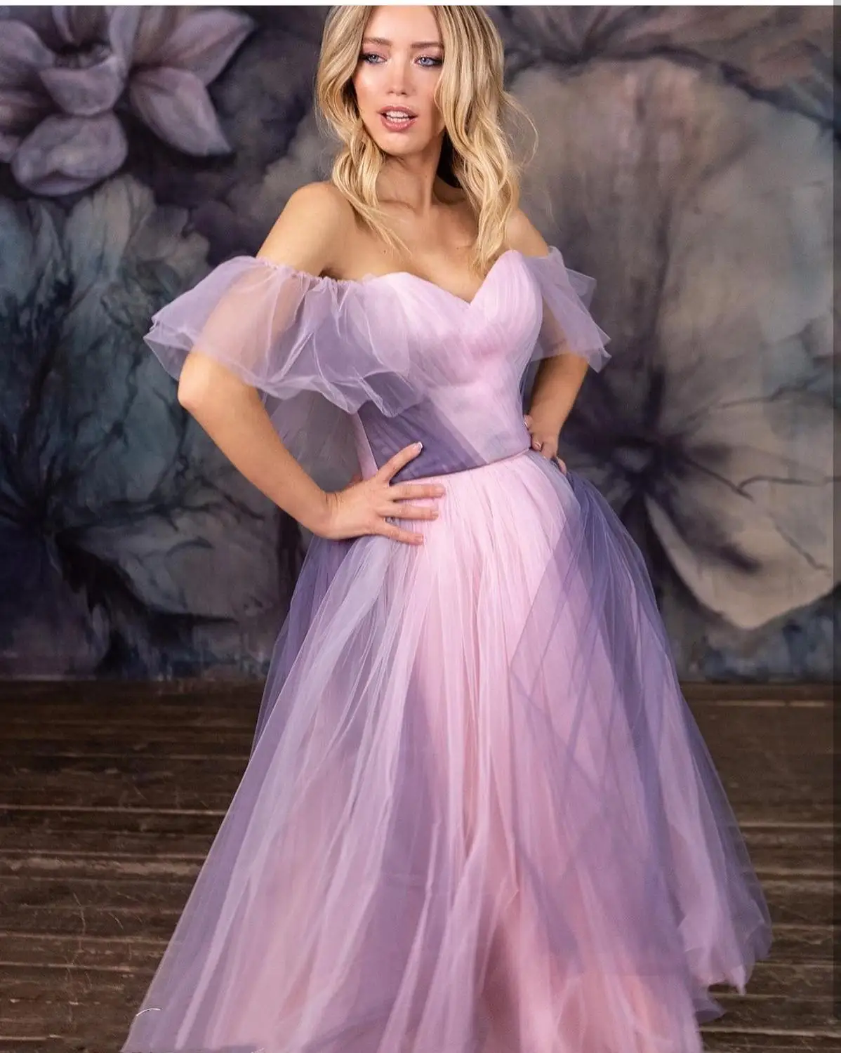 

Long Party Gowns 2020 Off Shoulder A-Line Light Purple Mixcolor Floor Length Girl Formal Evening Dress Court Train Brilliant