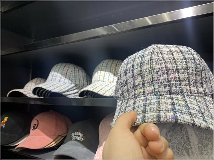 

202101-shi9351 new spring Sequins Color plaid leisure lady baseball hat women leisure visors cap