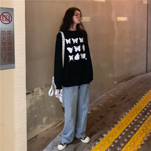 Простая повседневная универсальная свободная модная базовая одежда с бабочками