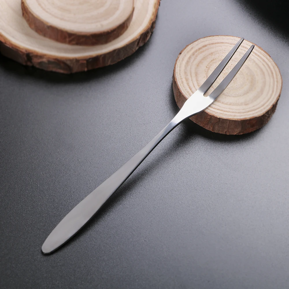 

XINCHEN Stainless Steel Dessert Cake Salad Fork Sturdy and Sharp Fruit Fork Restaurant Party Supplies Tableware