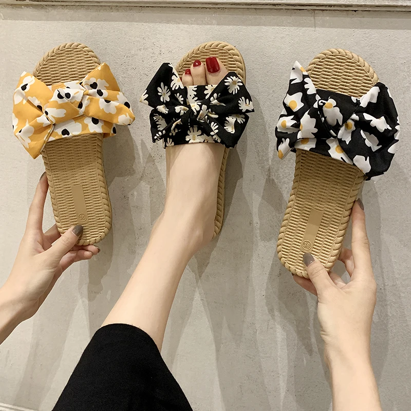 Босоножки женские универсальные с бантом модные сандалии на плоской подошве