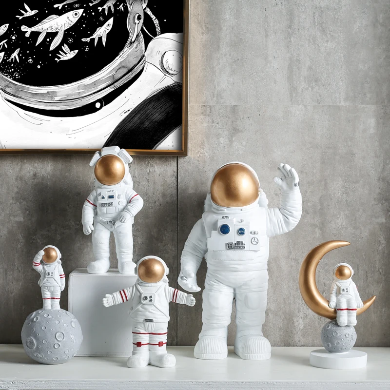 

Creative Lovely Astronaut Miniatures & Figurine Resin Crafts Fashion Tabletop Furnishing Articles Home Decoration Accessories