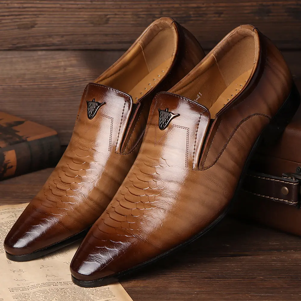 

Superstar wedding shoes for men pointed toe luxury brand genuine leather sneakers male british brogue dress shoes