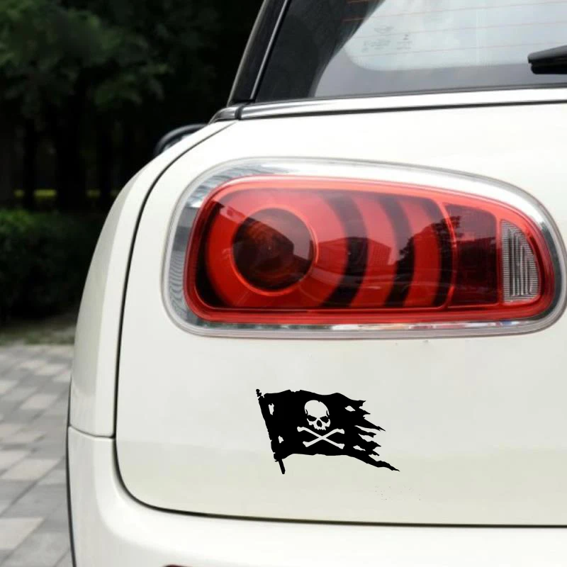 

Car Sticker Pirate Flag Symbol Funny Car Decal Reflective Laser 3D Cover Scratches Black Silver Car Styling KK 15cm X 10cm