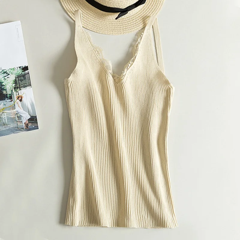 Майка женская кружевная с треугольным вырезом | Женская одежда