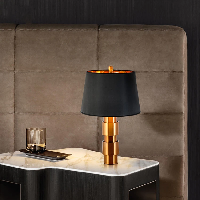 Постмодернизированная искусственная Золотая Роскошная настольная лампа