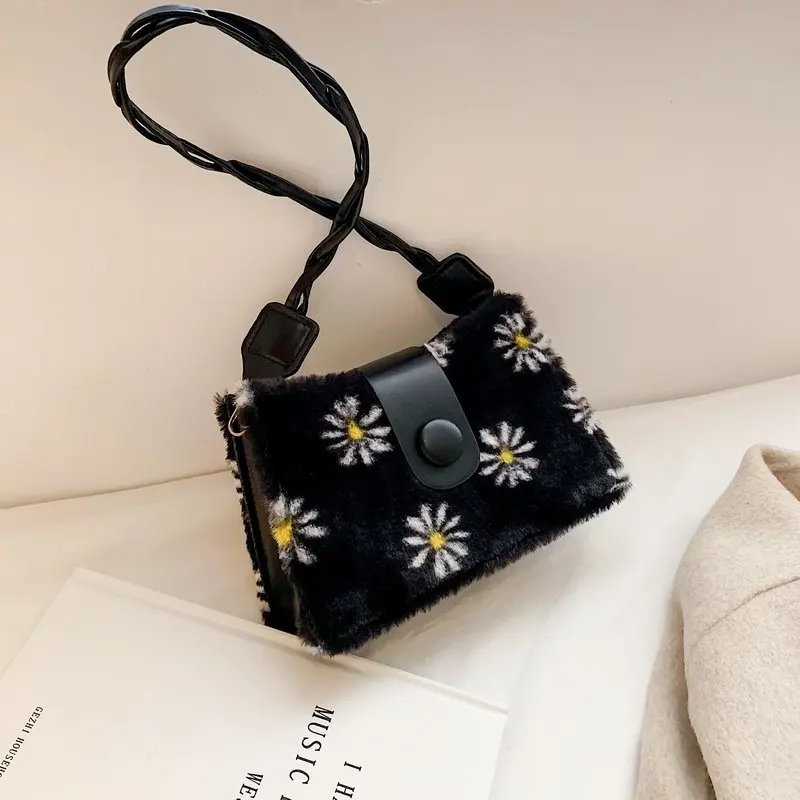 

New Autumn Winter Personalized Bag Women's Korean Version Small Fresh Fashion Flower Shoulder Bag Popular Hand-held Underarm Bag