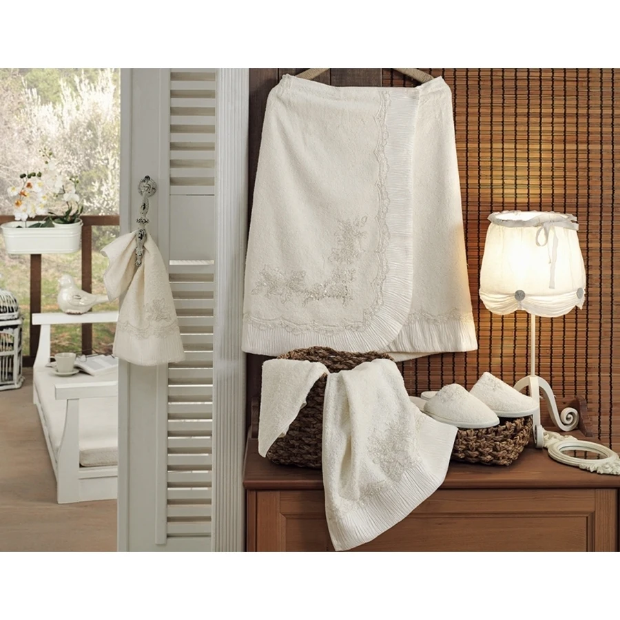 

Spa Bathrobe Set-4 Piece Cream