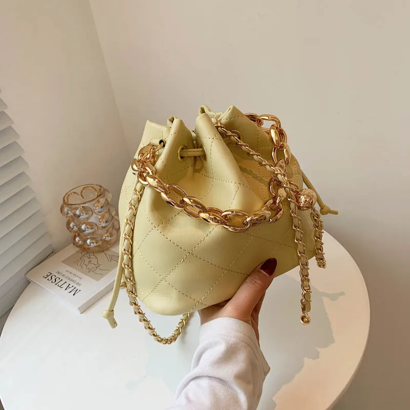 

Bucket Bag Soft Leather Handbag Small Fragrant Style Diamond Chain 2021 New Summer Fashion Casual One-shoulder Diagonal Portable