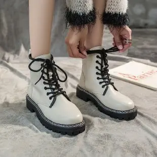 

British style boots for Autumn/Winter 2021 new fashion thin ankle boots with small mid heel and round toe