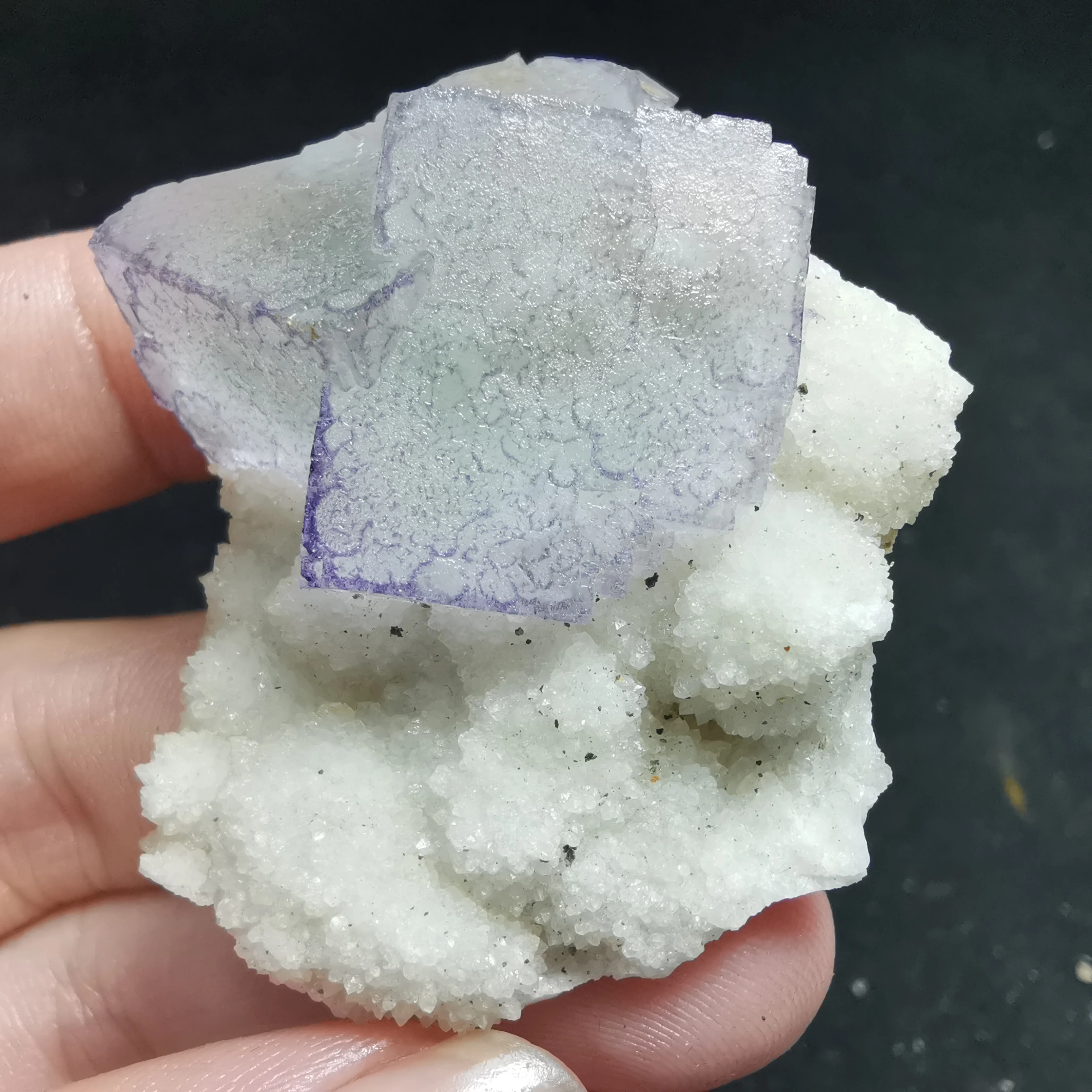 

31.4gNatural purple edge fluorite and quartz minerals teaching specimen healing energy QUARTZ GEM furniture decoration collectio