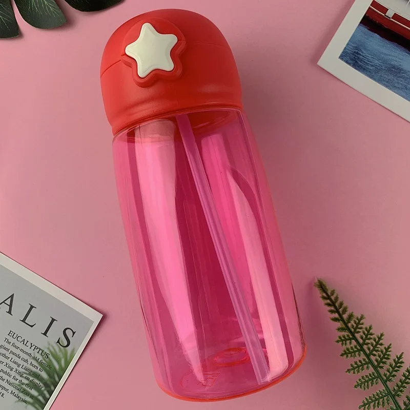 Детская бутылка для воды чайник мультфильм милый напиток пластиковая Спортивная бутылка с соломинкой портативная детская чашка - Цвет: red