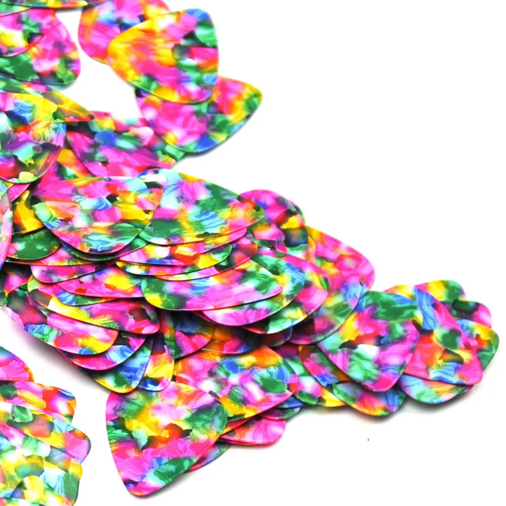 Много 100 шт Средний 0 71 мм галстук краситель целлулоидный медиатор Plectrums 2