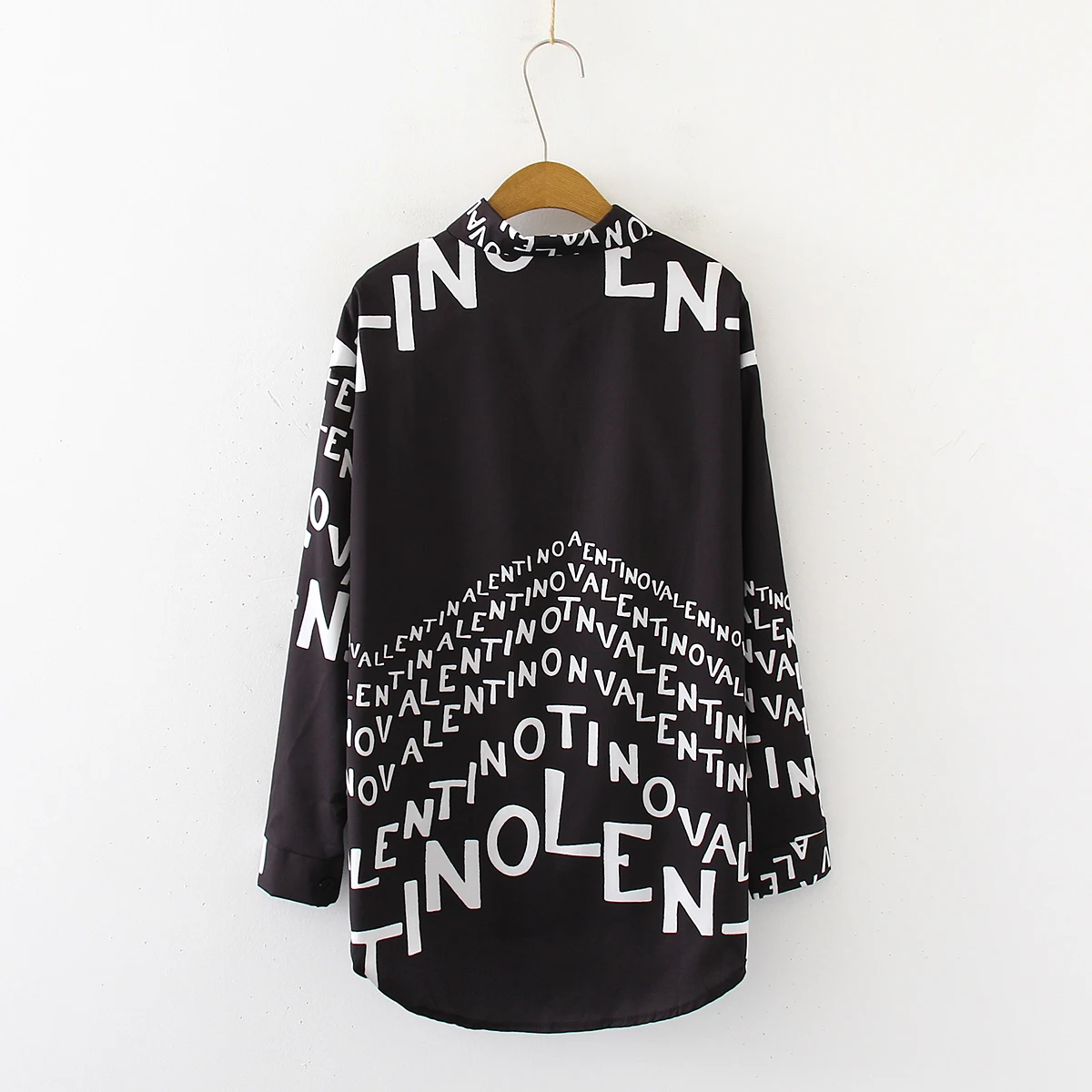 Новое поступление длинная шифоновая блузка с отложным воротником и надписью