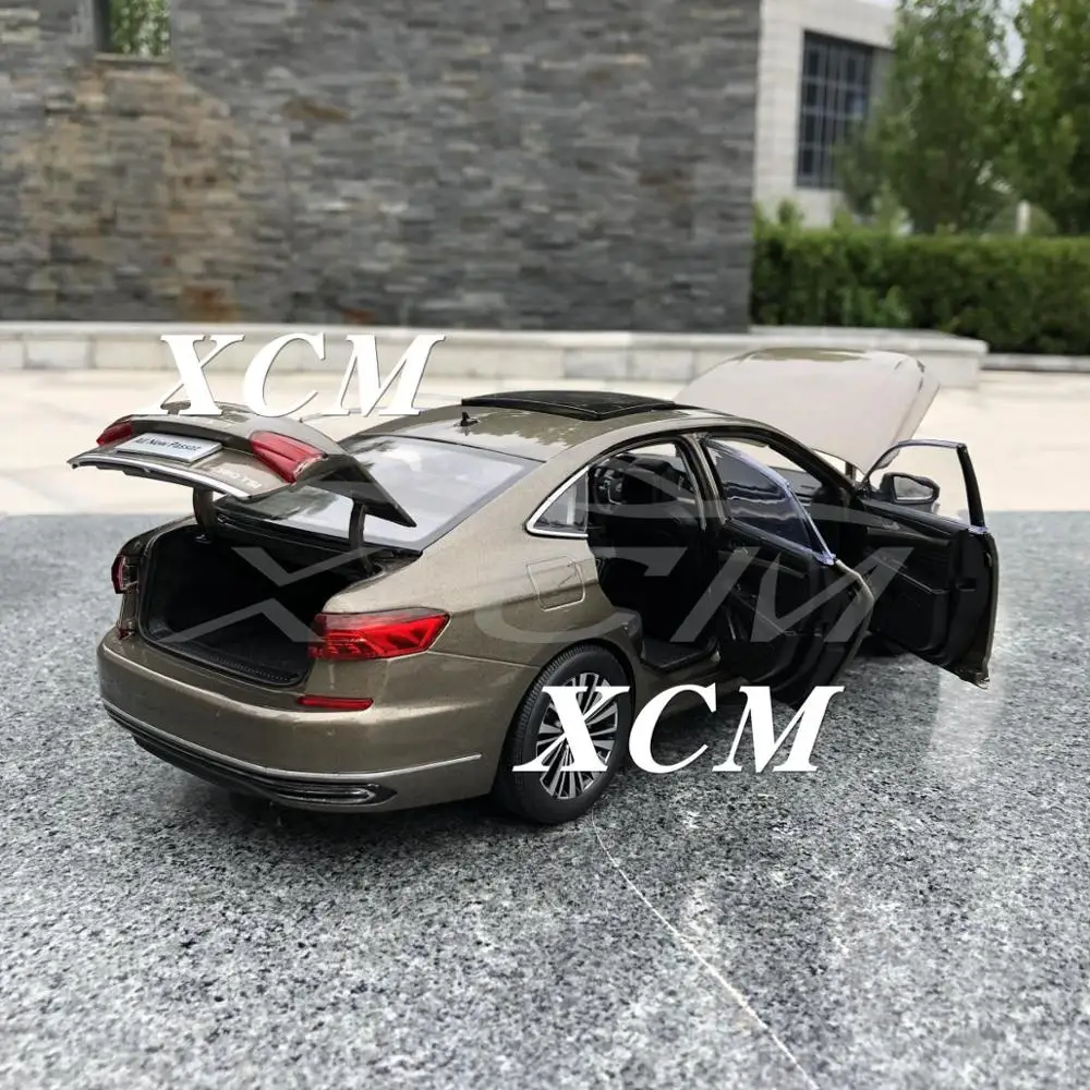 Литая под давлением модель автомобиля для всех новых Passat(золото) 1:18+ маленький подарок