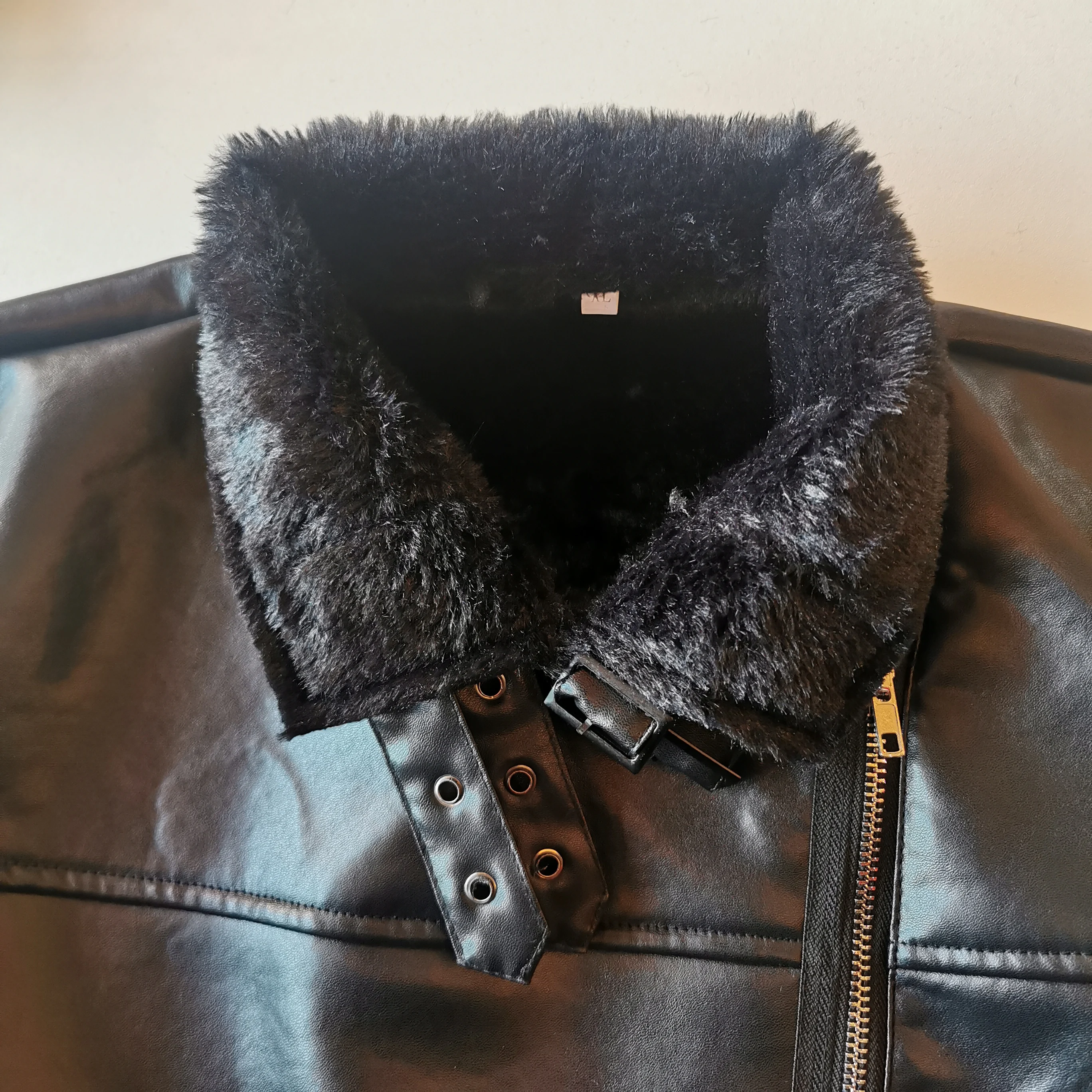 Women Winter Fashion Warm PU Leather Jacket Fake Fur Black Long Coat Office Lady Zipper Western Punk Gothic Outwear Young Girl