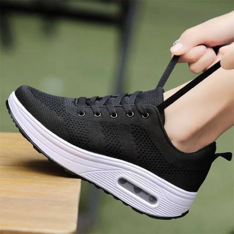 

Women Sneakers 2021 Spring New Ladies Mesh Breathable Platform Women Shoes Casual Lace Up Comfortable Wedges Flats Female Shoes