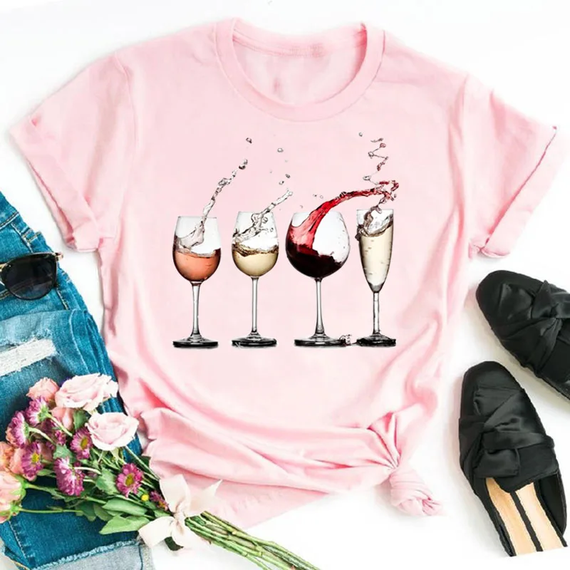 Женская футболка с принтом винного бокала и Нали черная художественным сердца - Фото №1